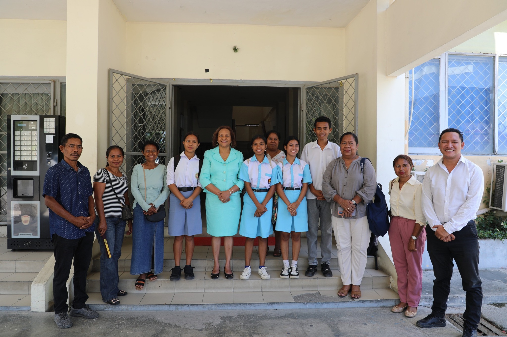Ministério da Educação realiza encontro com estudantes e professores que representarão Timor-Leste nas Olimpíadas de Matemática no Brasil